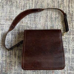 Vintage Pelle Studio brown leather messenger bag/satchel